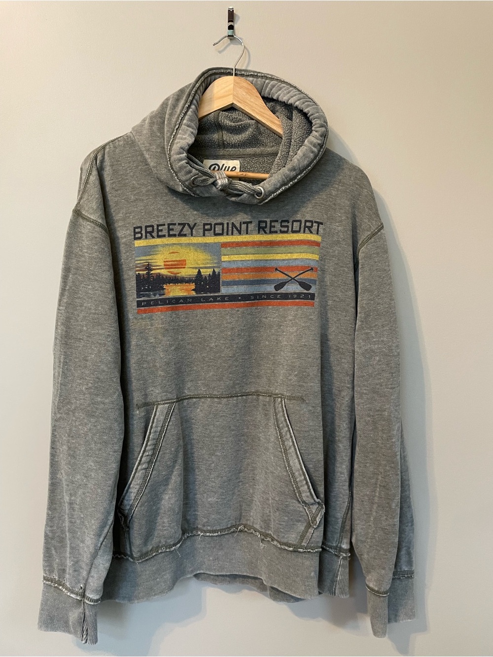 Blue 84 Breezy Point Resort Minnesota Graphic Hoodie Gray XL